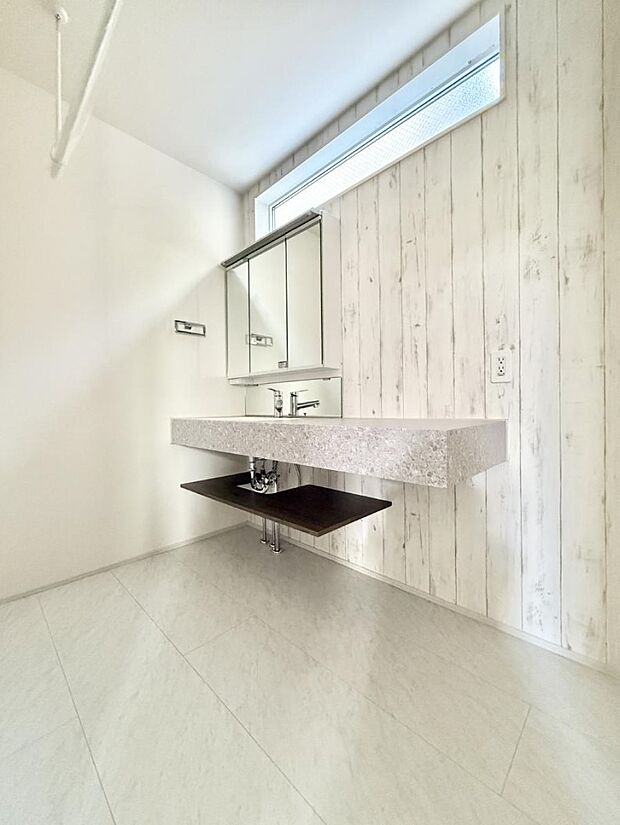 ■朝の準備がスムーズにできる広さです