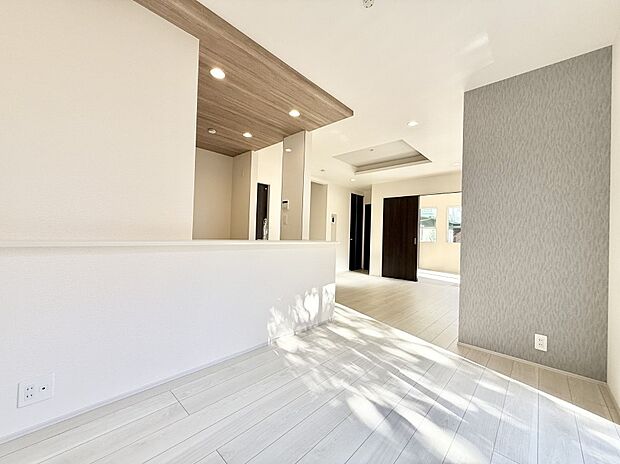 ■くつろぎと笑顔が集まる、心温まるリビング