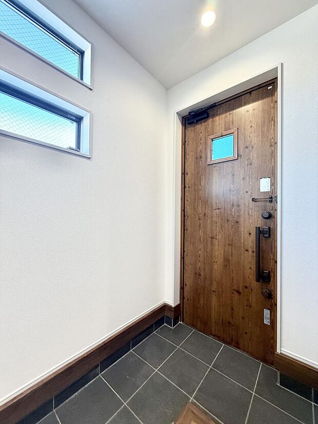 ■玄関はお家の顔!おしゃれな玄関でお客様をお迎え!