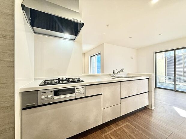 ■美味しい時間が生まれる、笑顔あふれるキッチン