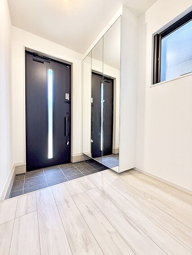 ■ ここから始まる一日、すっきり整った玄関