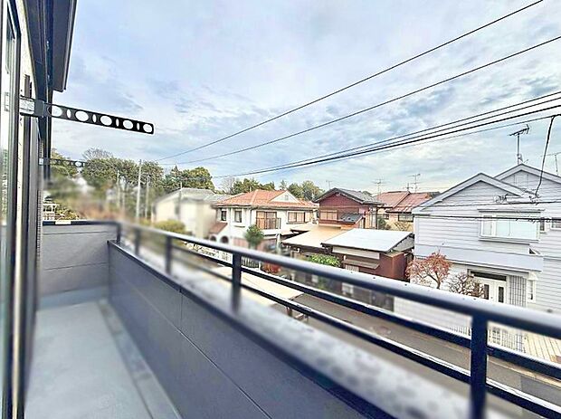 ■ 季節の移ろいを感じられる開放的な空間です