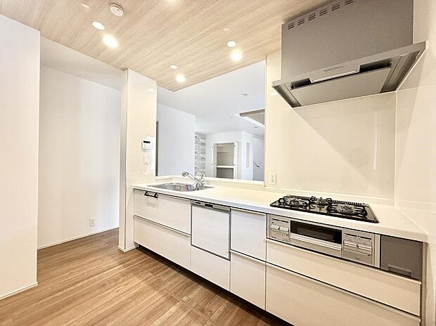 ■家族の絆を深める、温もりのあるキッチン