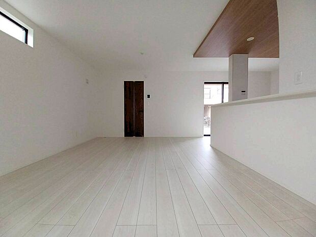 ■心落ち着く場所、ゆったり過ごせるリビング