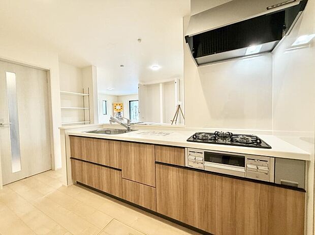 ■美味しい時間が生まれる、笑顔あふれるキッチン