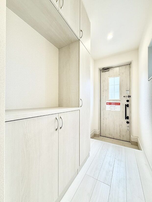 ■ ここから始まる一日、すっきり整った玄関