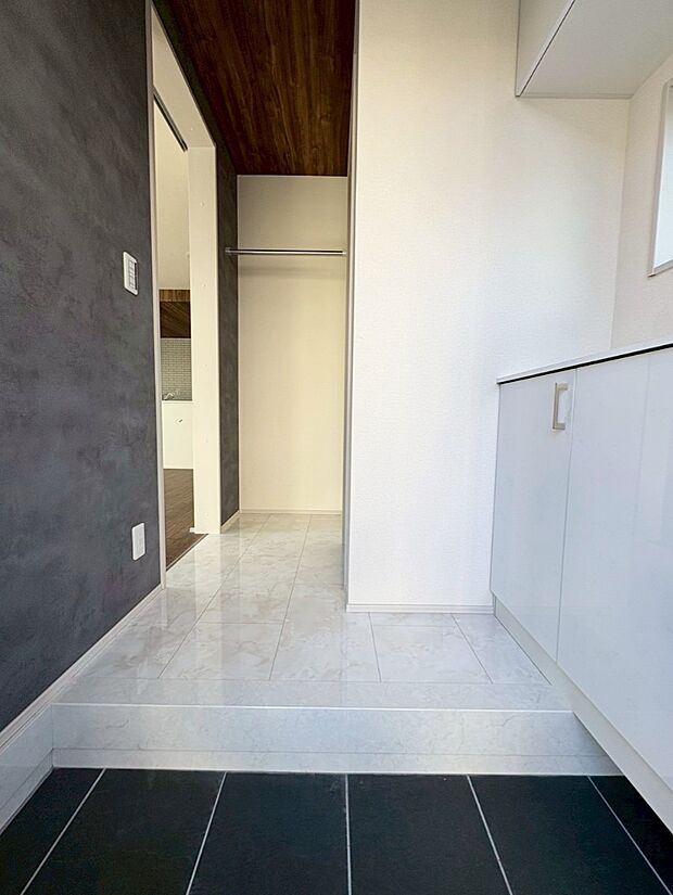 ■ ここから始まる一日、すっきり整った玄関