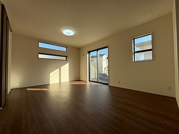 ■くつろぎと笑顔が集まる、心温まるリビング