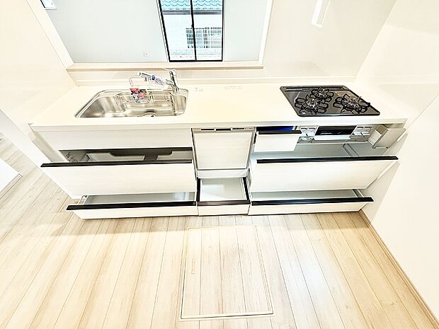 ■家族の絆を深める、温もりのあるキッチン