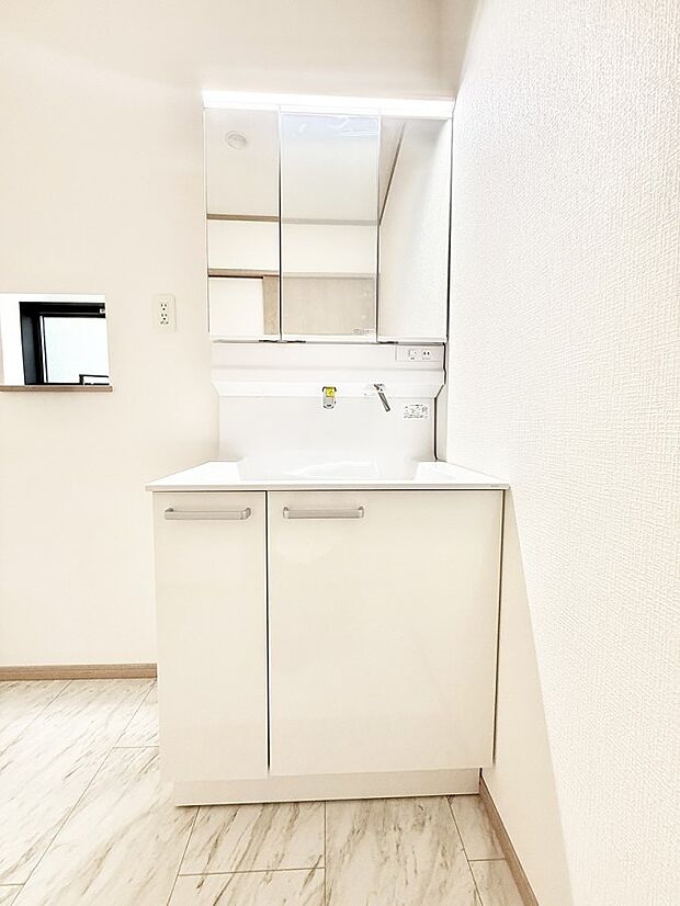 ■朝の準備がスムーズにできる広さです