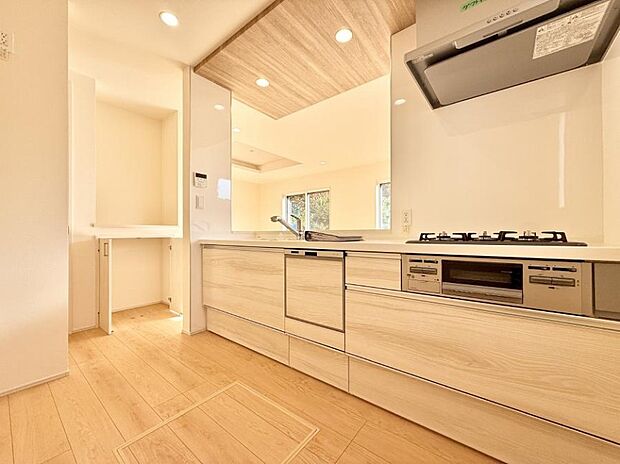 ■美味しい時間が生まれる、笑顔あふれるキッチン