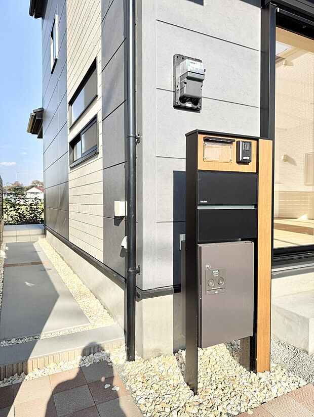 ■ 心地よい暮らしへとつながる、温かい玄関