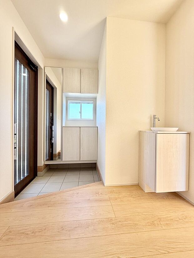 ■ ここから始まる一日、すっきり整った玄関