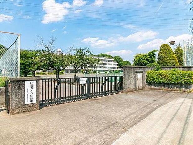 中学校 746m あきる野市立御堂中学校