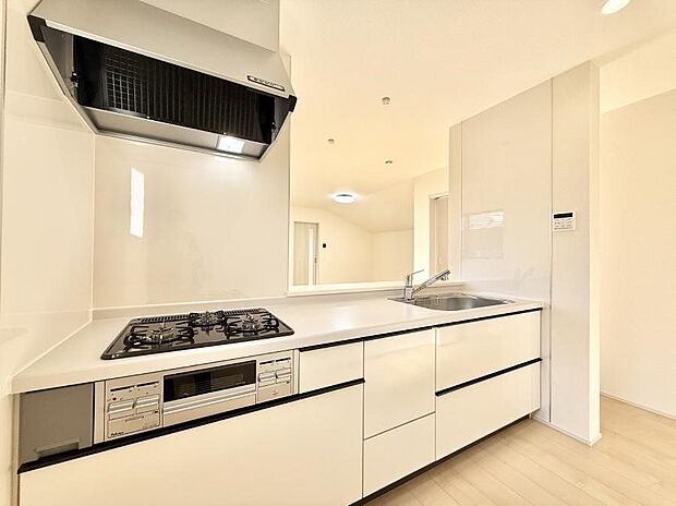 ■家族の絆を深める、温もりのあるキッチン