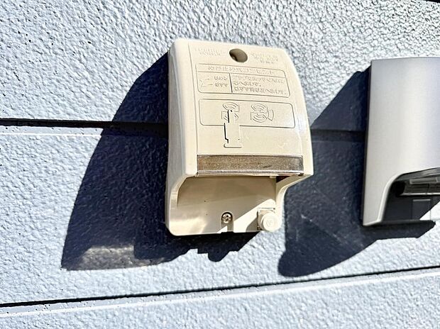 ■屋外に電源コンセントがあれば、高圧洗浄機で窓や外壁を掃除するなど便利です。