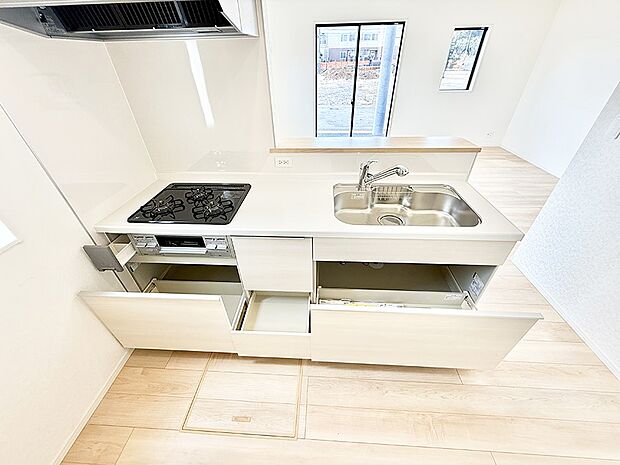 ■家族の絆を深める、温もりのあるキッチン