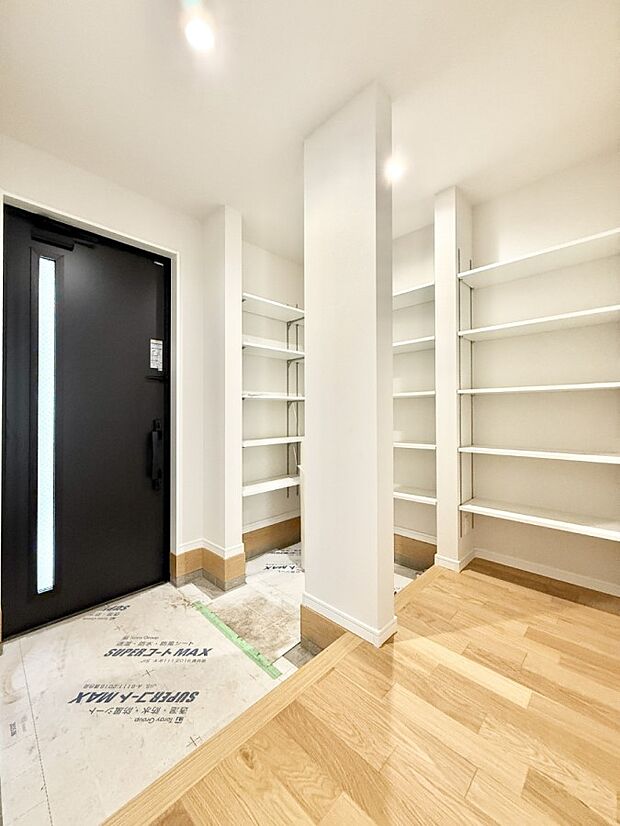 ■ ここから始まる一日、すっきり整った玄関