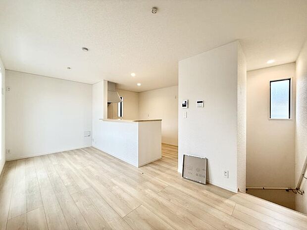 ■くつろぎと笑顔が集まる、心温まるリビング