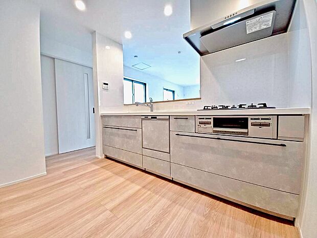 ■シンプルで美しく心地よい時間を生むキッチン空間