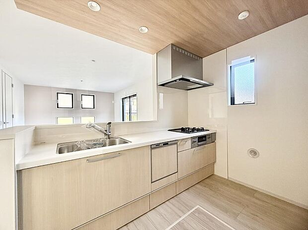 ■シンプルで美しく心地よい時間を生むキッチン空間