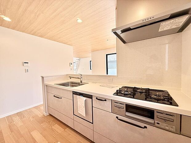 ■美味しい時間が生まれる、笑顔あふれるキッチン