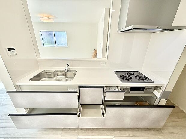 ■家族の絆を深める、温もりのあるキッチン