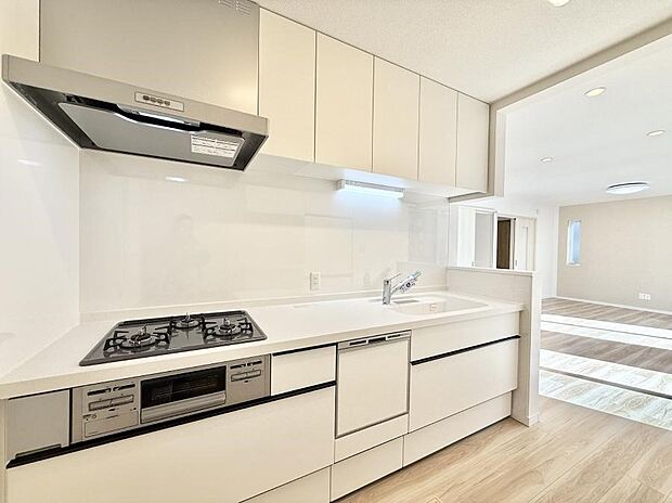 ■家族の絆を深める、温もりのあるキッチン