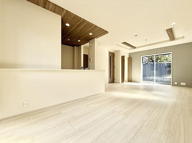 ■くつろぎと笑顔が集まる、心温まるリビング