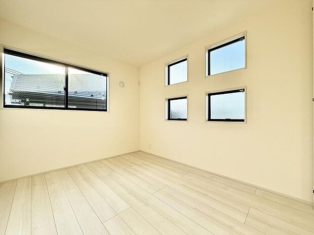 ■窓の配置や通気性の良い設計で部屋の空気がこもらず、常に新鮮な空気が流れます