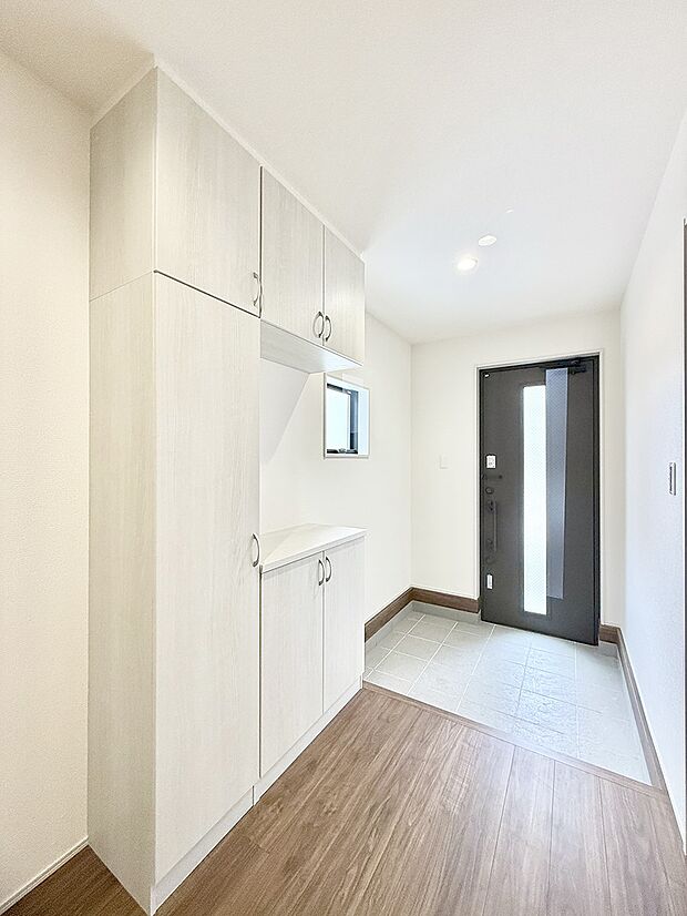 ■玄関はお家の顔！おしゃれな玄関でお客様をお迎え！