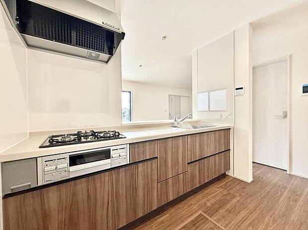 ■シンプルで機能的、毎日使いやすいキッチン