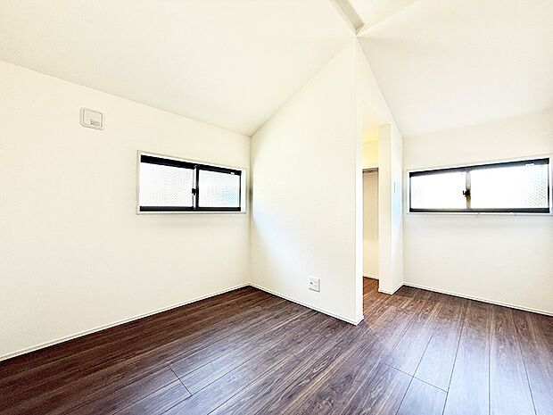 ■窓の配置や通気性の良い設計で部屋の空気がこもらず、常に新鮮な空気が流れます