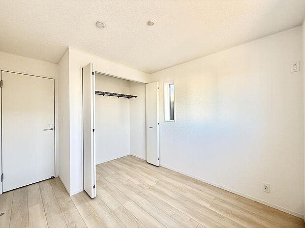 ■落ち着いた色合いのお部屋で穏やかな時間を楽しめます