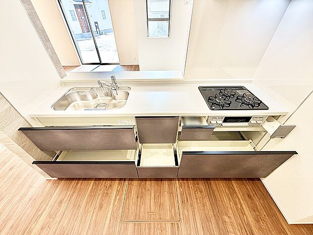 ■美味しい時間が生まれる、笑顔あふれるキッチン