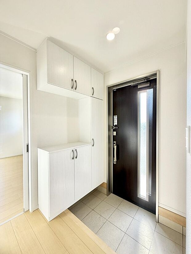 ■ シンプルで美しく、快適な暮らしの入り口