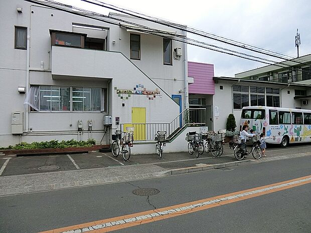 幼稚園・保育園 300m 認定こども園 秋津幼稚園