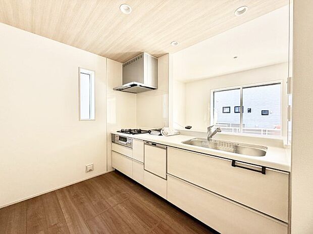 ■料理がもっと楽しくなる、快適なキッチン空間