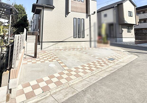 ■自宅にある駐車スペースなので安心ですね