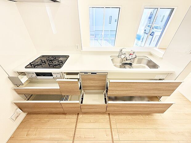 ■料理がもっと楽しくなる、快適なキッチン空間