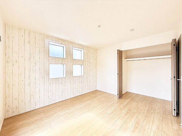 ■落ち着いた雰囲気のお部屋で心が安らぐ空間