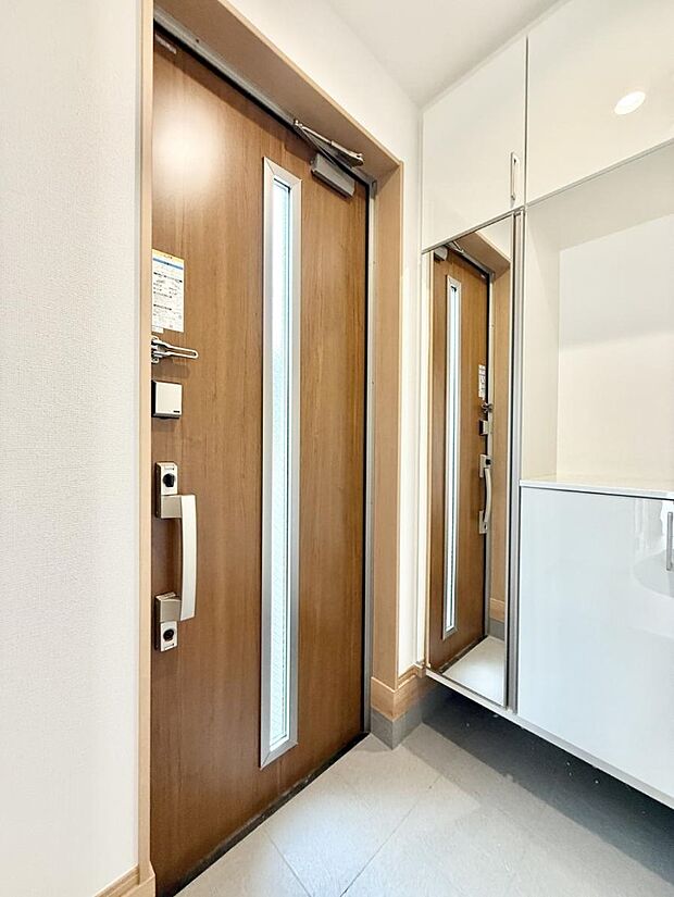 ■ シンプルで美しく、快適な暮らしの入り口