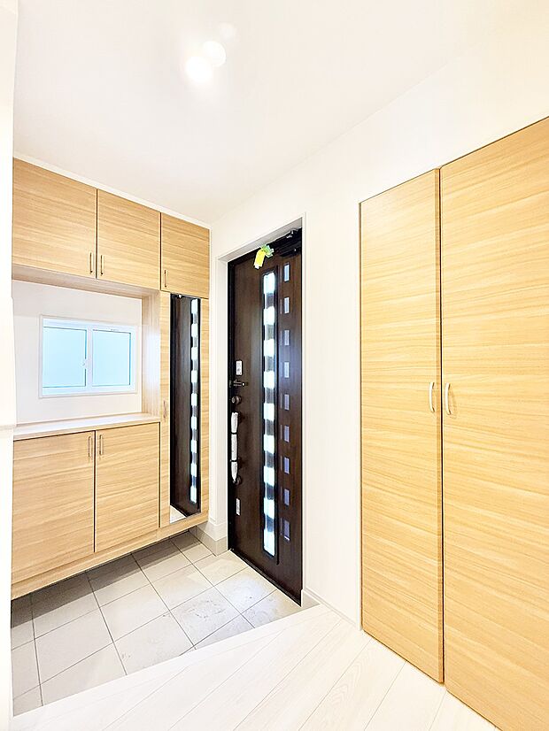 ■ ここから始まる一日、すっきり整った玄関