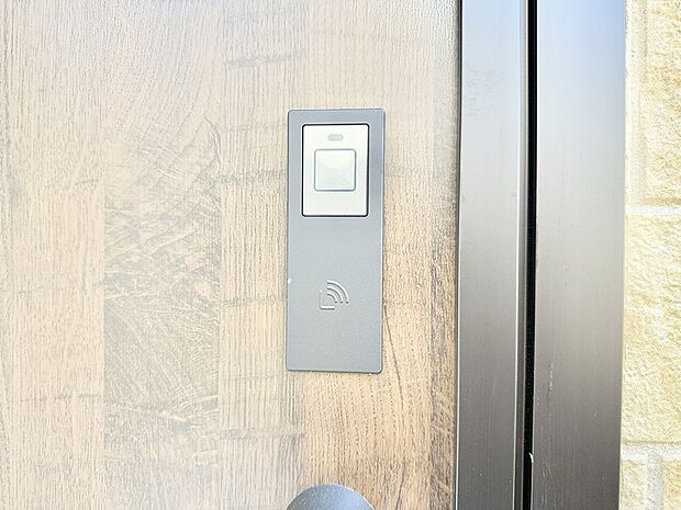 ■鍵を取り出さずに便利に操作できて快適