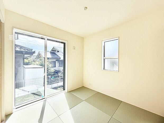 ■落ち着いた色合いのお部屋で穏やかな時間を楽しめます