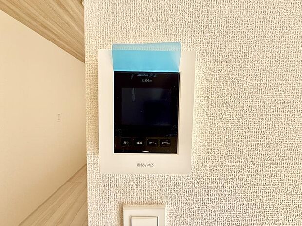 ■画面でしっかり確認でき防犯対策に最適