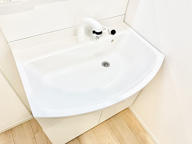 ■手洗いや顔を洗う時も快適に使える便利なシャワー