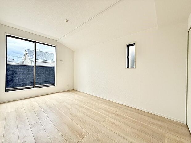 ■家具をうまく配置すれば広々とした空間を使い動きやすく、リラックスした時間が過ごせます