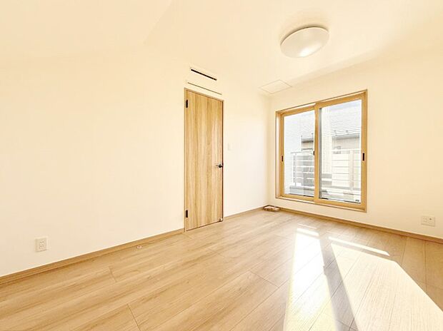 ■窓の配置や通気性の良い設計で部屋の空気がこもらず、常に新鮮な空気が流れます