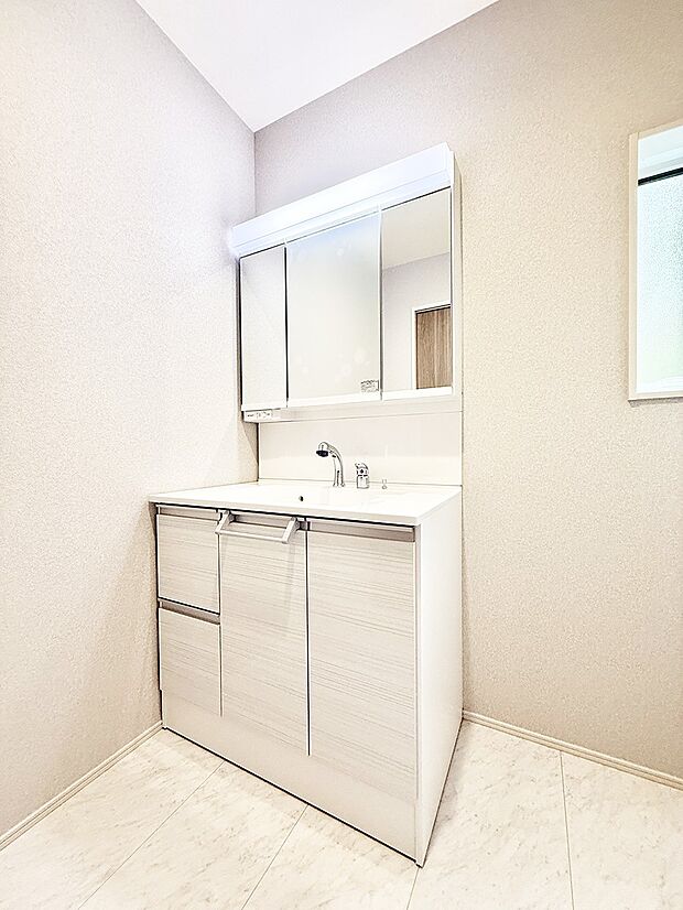 ■朝の準備がスムーズにできる広さです